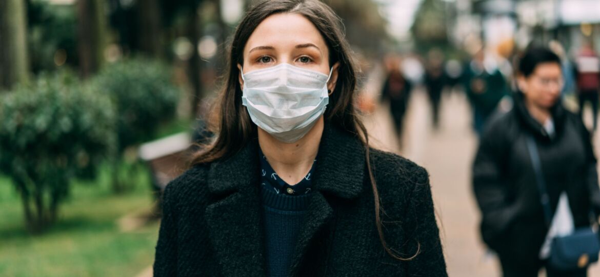 virus-medical-flu-mask-health-protection-woman-young-outdoor-sick-pollution-protective-danger-face_t20_G0elw6