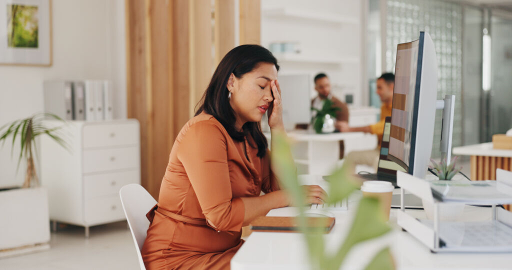 In today's fast-paced and competitive work environments, it's unsurprising that many individuals experience workspace anxiety.